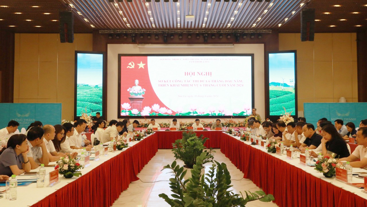Toàn cảnh Hội nghị sơ kết công tác 6 tháng của Cụm thi đua số 1.