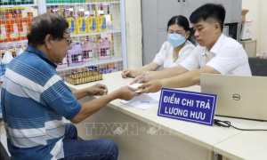 Điều chỉnh mức lương cơ sở từ 1,8 triệu đồng hiện nay lên 2,34 triệu đồng/tháng (tăng 30%) từ ngày 1-7-2024