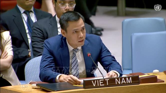 Đại sứ Đặng Hoàng Giang, Trưởng Phái đoàn Thường trực Việt Nam tại LHQ, phát biểu tại phiên thảo luận.