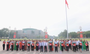 Giáo dục đạo đức cách mạng cho thế hệ trẻ Vietcombank Sở giao dịch theo tư tưởng Hồ Chí Minh - Tăng cường sức mạnh cho Đảng