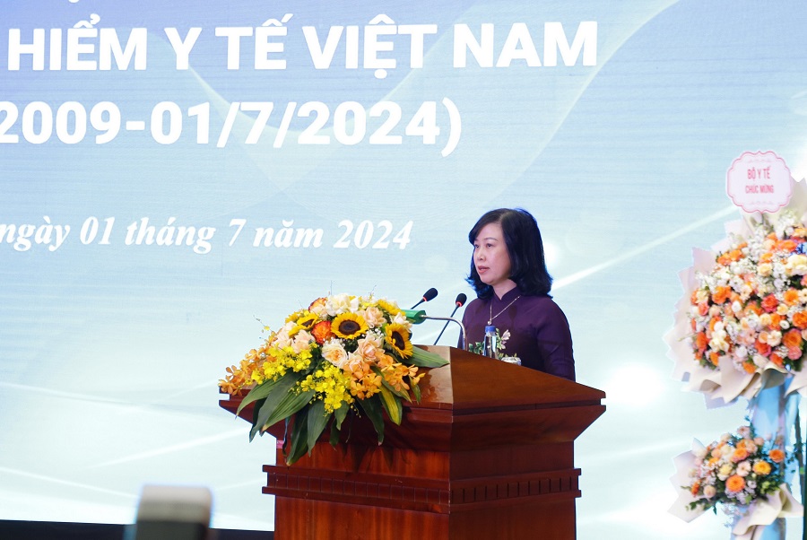 Bộ trưởng Bộ Y tế Đào Hồng Lan phát biểu tại buổi lễ.