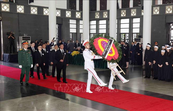 Đoàn In-đô-nê-xi-a do Bộ trưởng Nông nghiệp Andi Amran Sulaiman làm Trưởng đoàn, viếng Tổng Bí thư Nguyễn Phú Trọng.