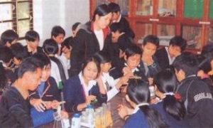 Tạo nguồn cán bộ trẻ, nữ, dân tộc thiểu số ở Ninh Thuận