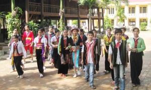 Phú Thọ xây dựng đội ngũ cán bộ cơ sở vùng dân tộc miền núi đặc biệt khó khăn