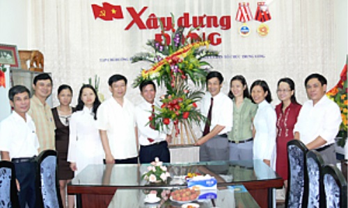 Để nâng cao tính định hướng, tính hấp dẫn trên Tạp chí Xây dựng Đảng