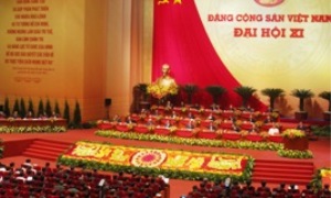 Thảo luận về những giải pháp tiếp tục góp phần xây dựng Đảng trong sạch, vững mạnh