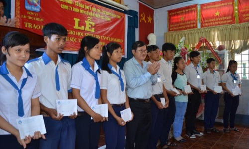 Nâng cao chất lượng cán bộ chủ chốt cấp xã ở Sóc Trăng