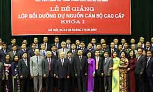 Bế giảng lớp bồi dưỡng dự nguồn cán bộ cao cấp khóa I
