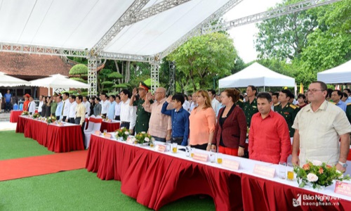 Nhiều hoạt động tưởng niệm 50 năm Ngày mất của Chủ tịch Hồ Chí Minh và 50 năm thực hiện Di chúc của Người