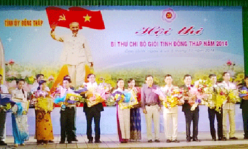 Thực hiện nghiêm túc đánh giá chất lượng tổ chức cơ sở đảng và đảng viên