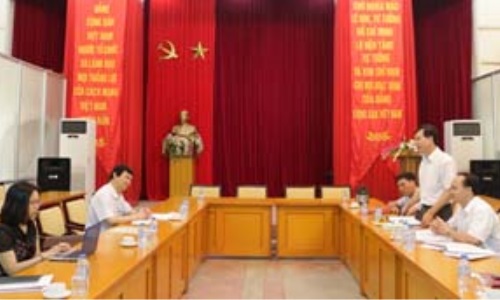 Tạo nguồn, bố trí và sử dụng cán bộ trẻ ở Lạng Sơn