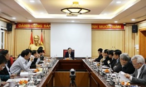 Họp Hội đồng Chung khảo Giải Búa liềm vàng lần thứ IV - năm 2019