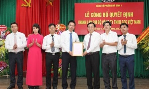 Lễ công bố thành lập Chi bộ Công ty TNHH CEC Việt Nam trực thuộc Đảng bộ phường Mỹ Đình 1