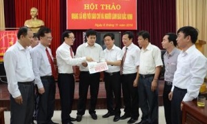 Nhà báo với mạng xã hội