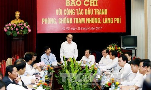 Chống tham nhũng, lãng phí: Đồng bộ, quyết liệt, liên tục