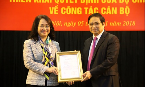 Trao quyết định của Bộ Chính trị cho đồng chí Lâm Thị Phương Thanh, Bí thư Tỉnh ủy Lạng Sơn