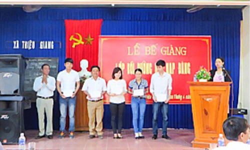Kinh nghiệm trong thực hiện luân chuyển cán bộ ở Quảng Trị