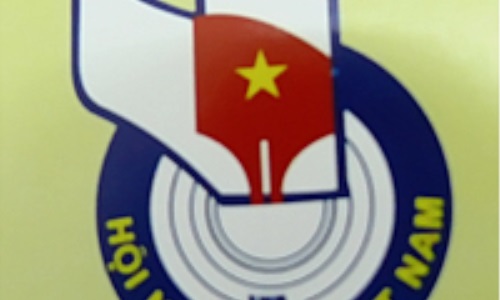 Tuyển chọn tác phẩm báo chí xuất sắc về chủ đề "Học tập và làm theo tấm gương đạo đức Hồ Chí Minh”