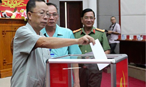 Lấy phiếu tín nhiệm giới thiệu chức danh Bí thư Tỉnh ủy Hậu Giang