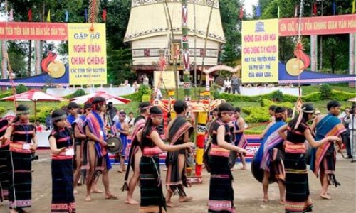 Xây dựng đội ngũ cán bộ cơ sở các tỉnh Tây Nguyên