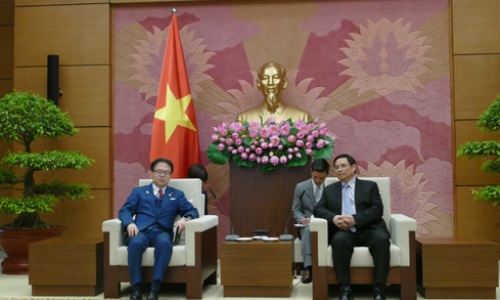 Đồng chí Phạm Minh Chính tiếp Bộ trưởng Bộ Kinh tế, Thương mại và Công nghiệp Nhật Bản Hiroshige Seko