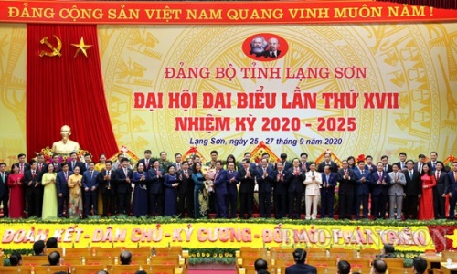 Đồng chí Phạm Minh Chính, Ủy viên Bộ Chính trị, Bí thư Trung ương Đảng, Trưởng Ban Tổ chức Trung ương dự, chỉ đạo tại Đại hội đại biểu Đảng bộ tỉnh Lạng Sơn lần thứ XVII, nhiệm kỳ 2020-2025