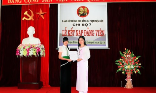 Phát triển đảng viên là sinh viên ở Đảng bộ Trường Cao đẳng Sư phạm Điện Biên