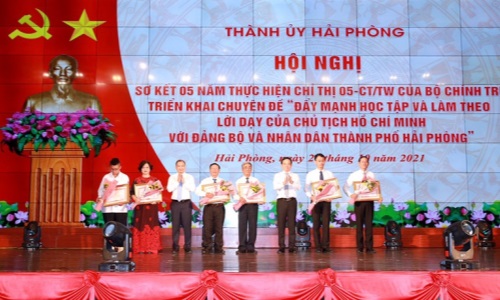 Hải Phòng thực hiện “4 đúng” trong công tác đảng viên