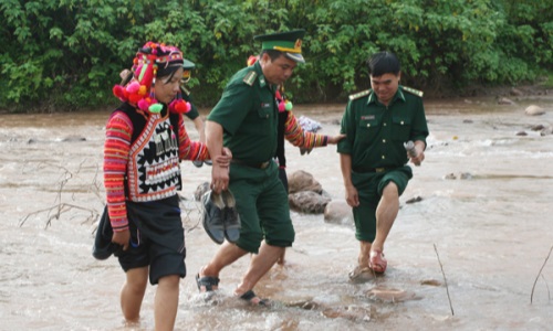 Đảng bộ xã Leng Su Sìn (Mường Nhé) chú trọng công tác phát triển đảng viên