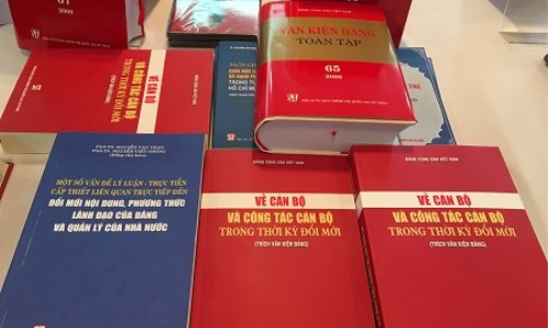 Lễ công bố sách xuất bản lần thứ II năm 2018