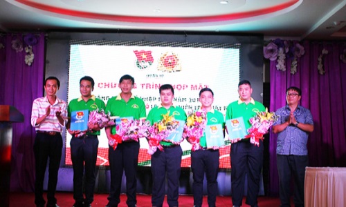 “Tuổi trẻ TP. Hồ Chí Minh sáng tạo xây dựng thành phố có chất lượng  sống tốt văn minh - hiện đại- nghĩa tình”